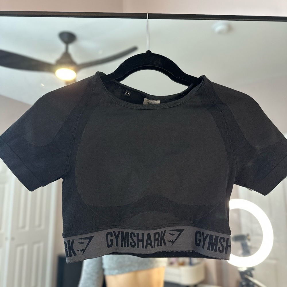 Gymshark cropped top